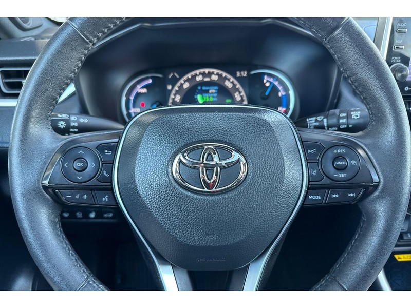Toyota RAV4 Vehicle Full-screen Gallery Image 28