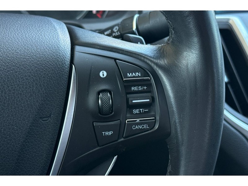 Acura TLX Vehicle Full-screen Gallery Image 25