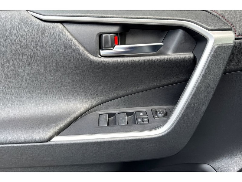 Toyota RAV4 Prime Vehicle Full-screen Gallery Image 11