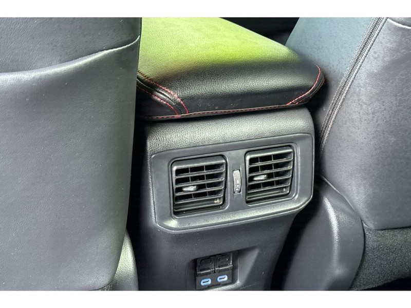 Toyota RAV4 Prime Vehicle Full-screen Gallery Image 14