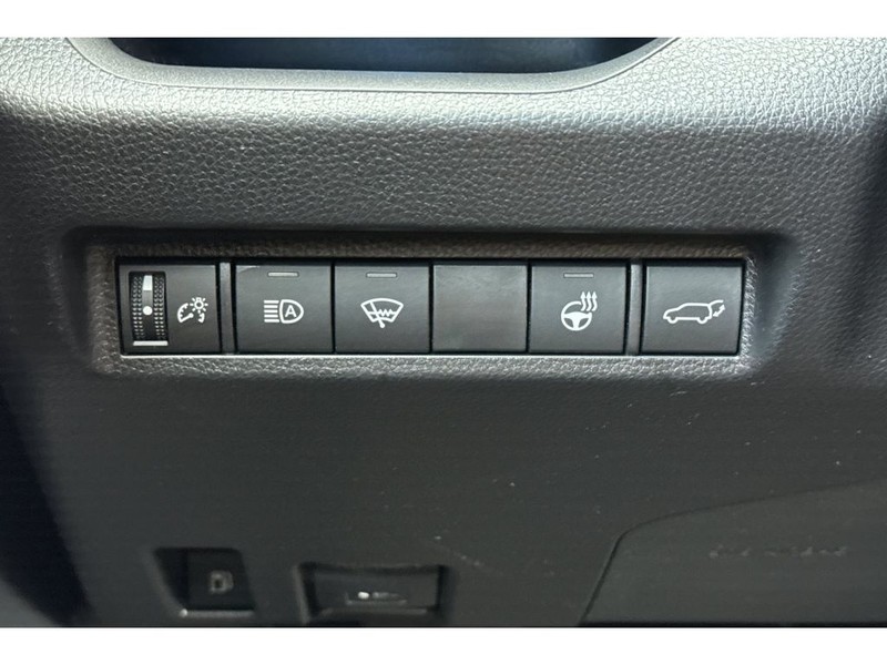 Toyota RAV4 Prime Vehicle Full-screen Gallery Image 33