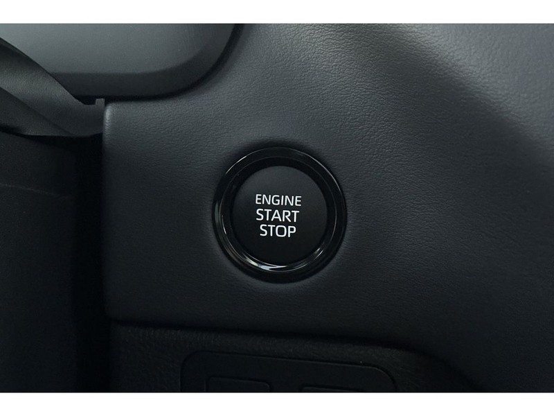 Toyota Tundra Vehicle Full-screen Gallery Image 25