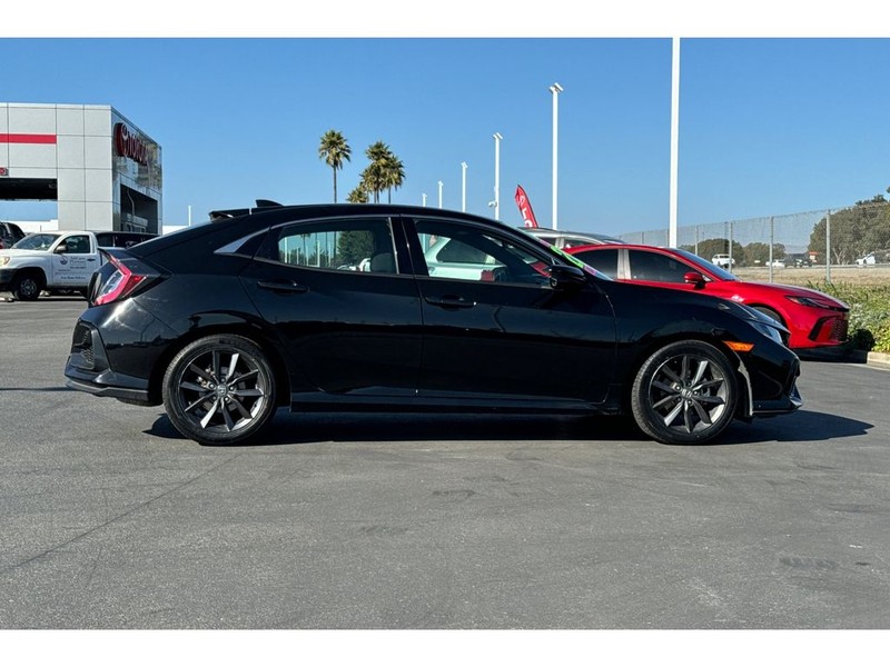 Honda Civic Vehicle Full-screen Gallery Image 03