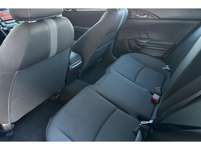 Honda Civic Vehicle Full-screen Gallery Image 13