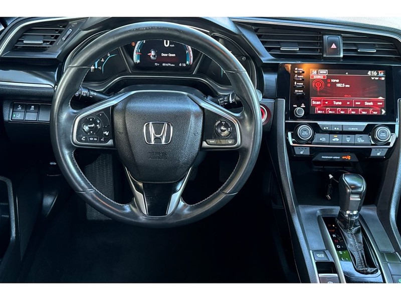 Honda Civic Vehicle Full-screen Gallery Image 15