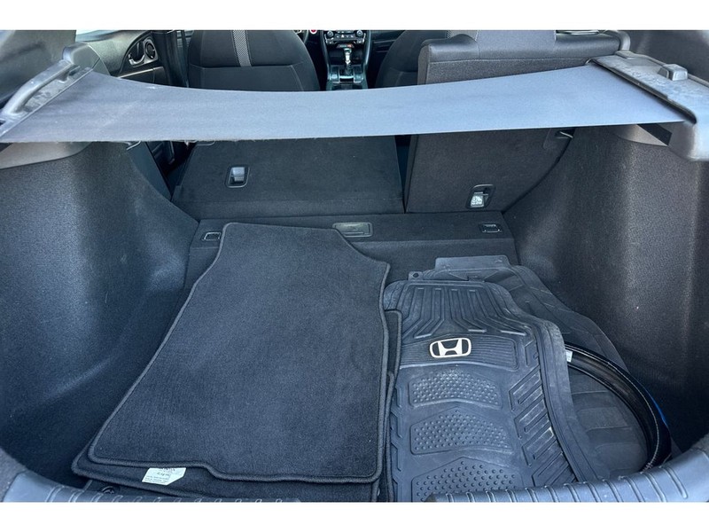 Honda Civic Vehicle Full-screen Gallery Image 16