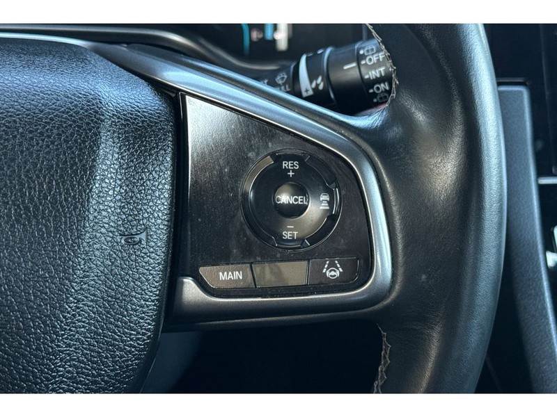 Honda Civic Vehicle Full-screen Gallery Image 25