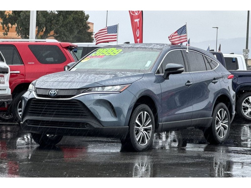 Toyota Venza Vehicle Full-screen Gallery Image 08