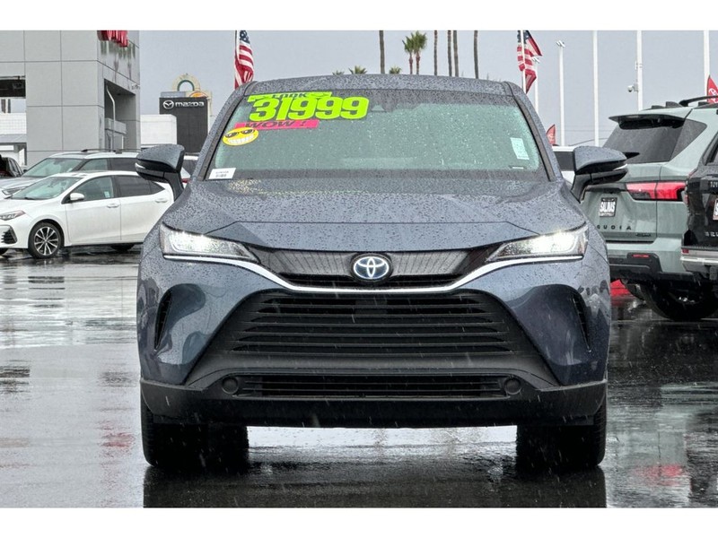 Toyota Venza Vehicle Full-screen Gallery Image 09