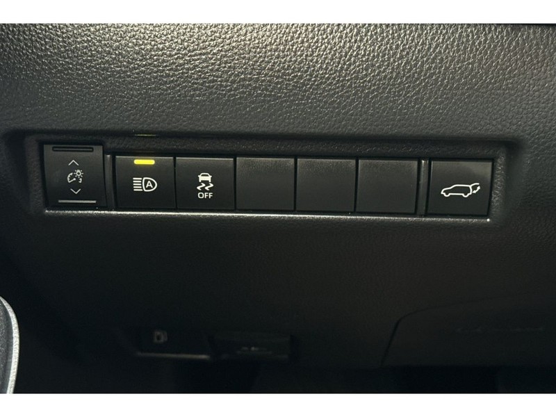 Toyota Venza Vehicle Full-screen Gallery Image 28