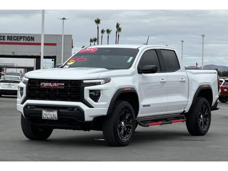 GMC Canyon Vehicle Full-screen Gallery Image 08