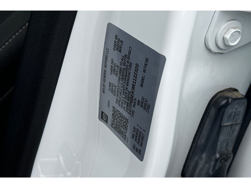 GMC Canyon Vehicle Full-screen Gallery Image 31