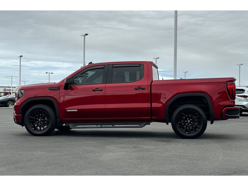 GMC Sierra Vehicle Full-screen Gallery Image 07