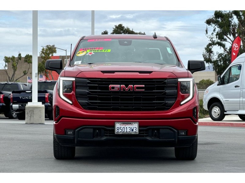 GMC Sierra Vehicle Full-screen Gallery Image 09