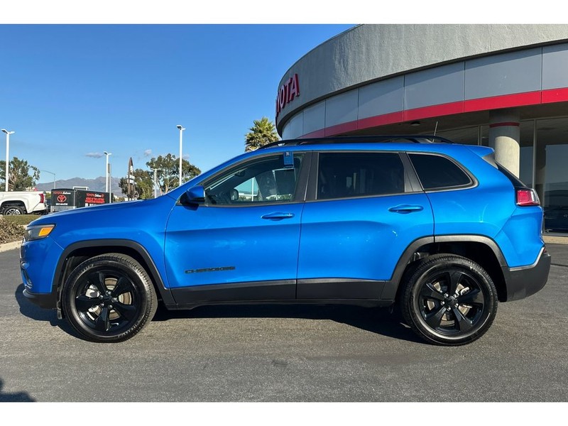 Jeep Cherokee Vehicle Full-screen Gallery Image 07