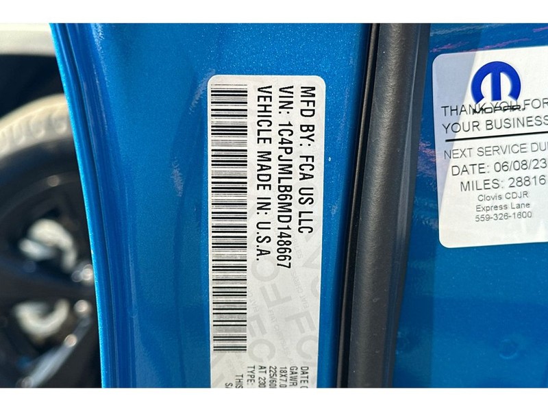 Jeep Cherokee Vehicle Full-screen Gallery Image 34