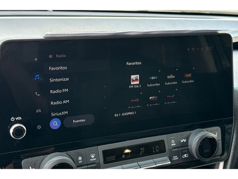 Toyota Grand Highlander Vehicle Full-screen Gallery Image 21