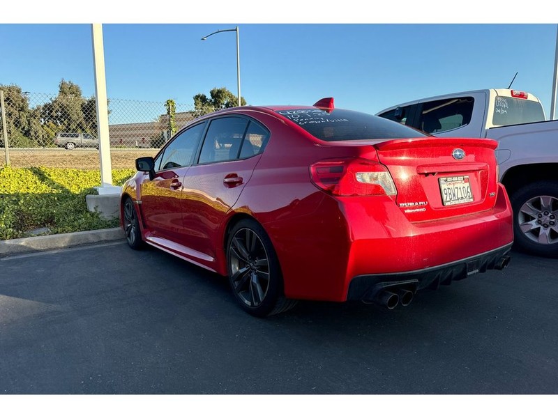 Subaru WRX Vehicle Full-screen Gallery Image 07