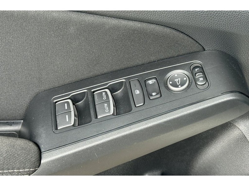 Honda Civic Vehicle Full-screen Gallery Image 12