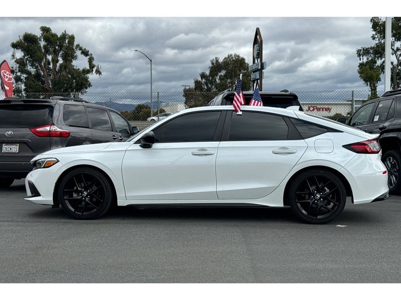 Honda Civic Vehicle Full-screen Gallery Image 07