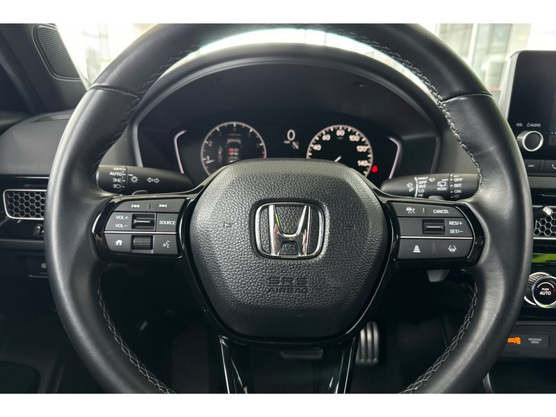 Honda Civic Vehicle Full-screen Gallery Image 22