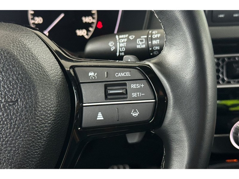 Honda Civic Vehicle Full-screen Gallery Image 24