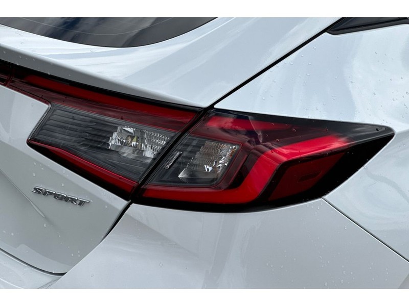 Honda Civic Vehicle Full-screen Gallery Image 29