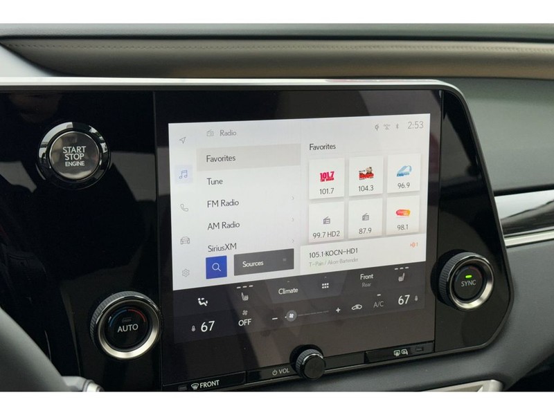 Lexus RX 350 Vehicle Full-screen Gallery Image 19