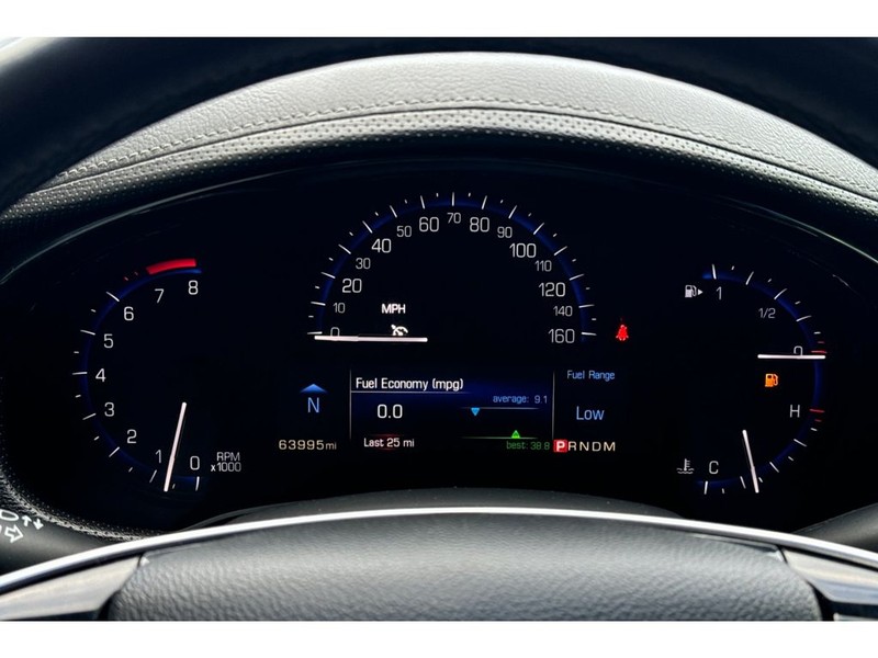 Cadillac XTS Vehicle Full-screen Gallery Image 26