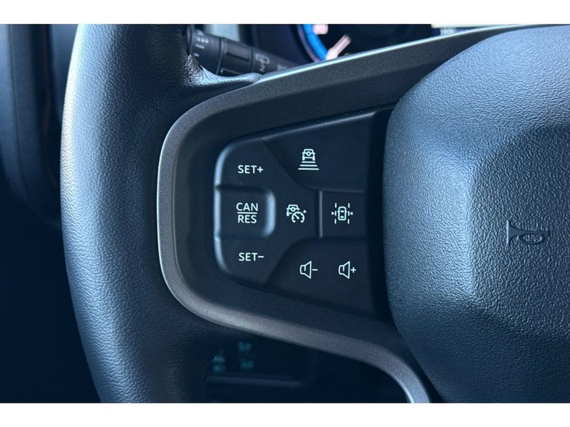 Ford Bronco Vehicle Full-screen Gallery Image 25