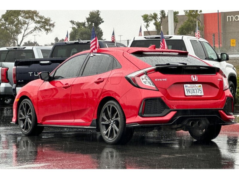 Honda Civic Vehicle Full-screen Gallery Image 06