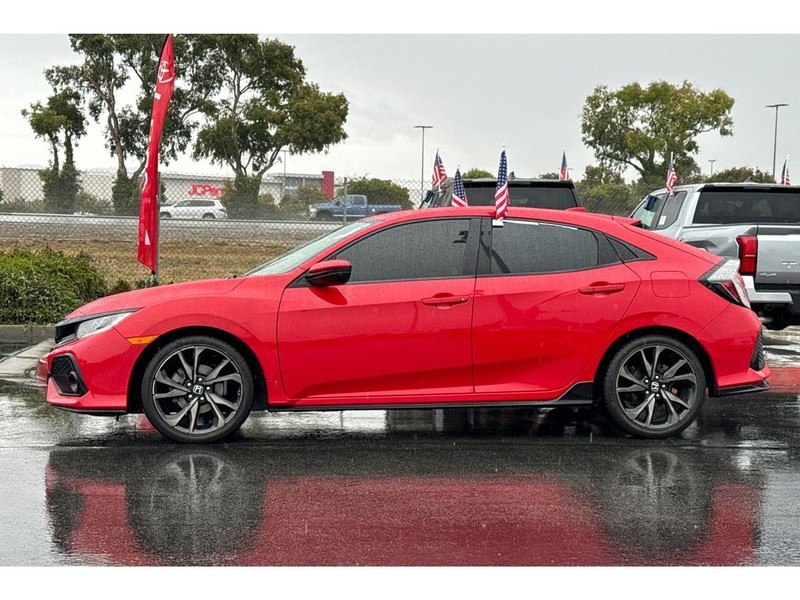 Honda Civic Vehicle Full-screen Gallery Image 07