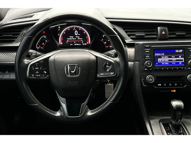 Honda Civic Vehicle Full-screen Gallery Image 13