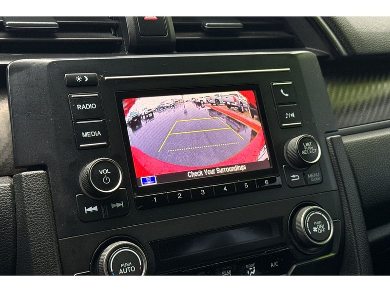 Honda Civic Vehicle Full-screen Gallery Image 18