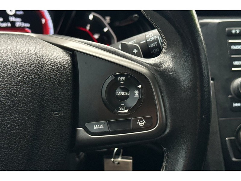 Honda Civic Vehicle Full-screen Gallery Image 24