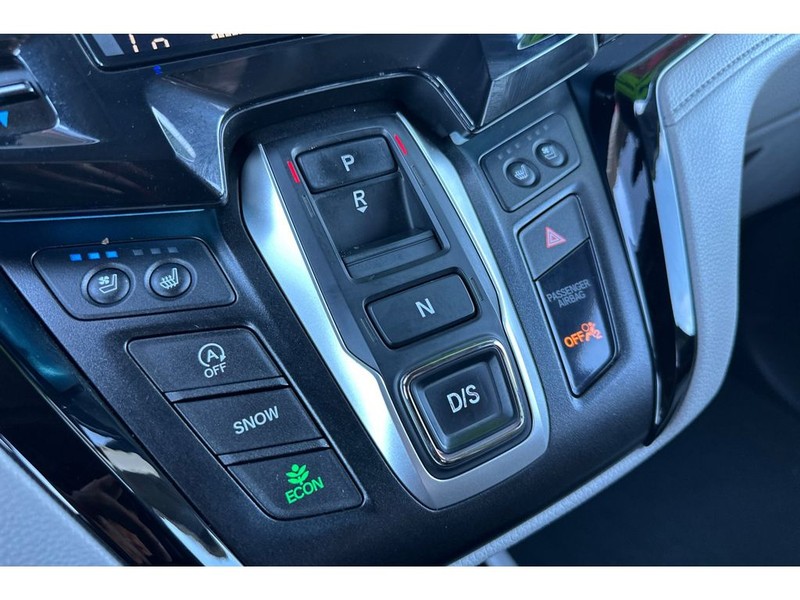 Honda Odyssey Vehicle Full-screen Gallery Image 24