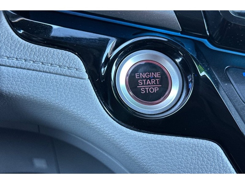 Honda Odyssey Vehicle Full-screen Gallery Image 25