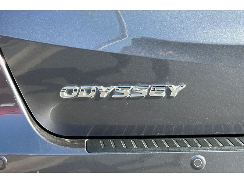 Honda Odyssey Vehicle Full-screen Gallery Image 33