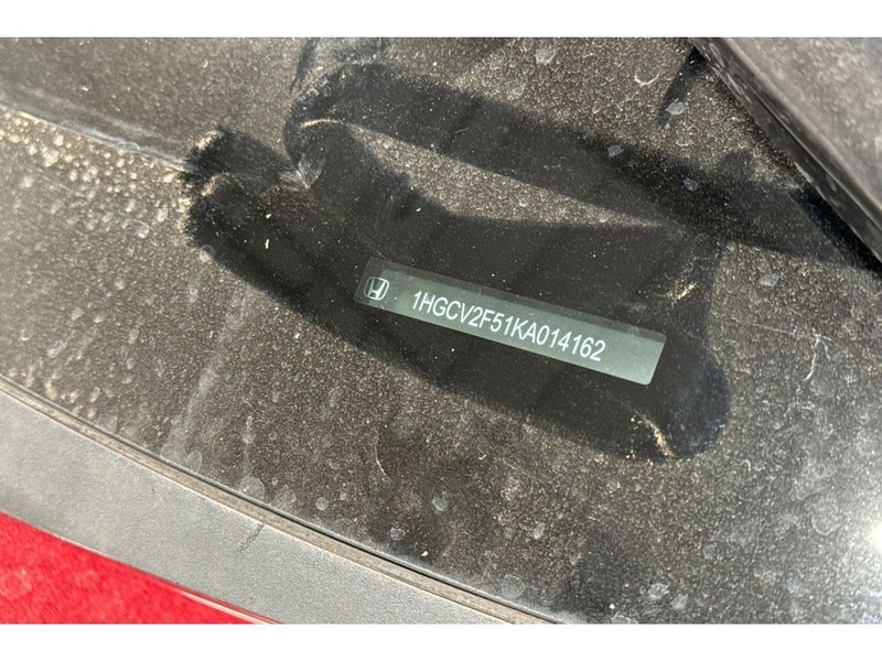 Honda Accord Vehicle Full-screen Gallery Image 08