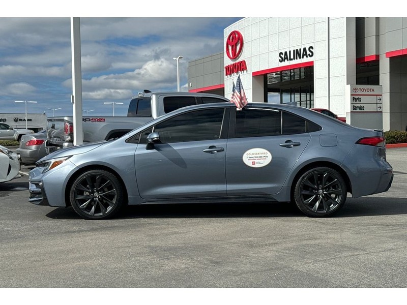 Toyota Corolla Vehicle Full-screen Gallery Image 07