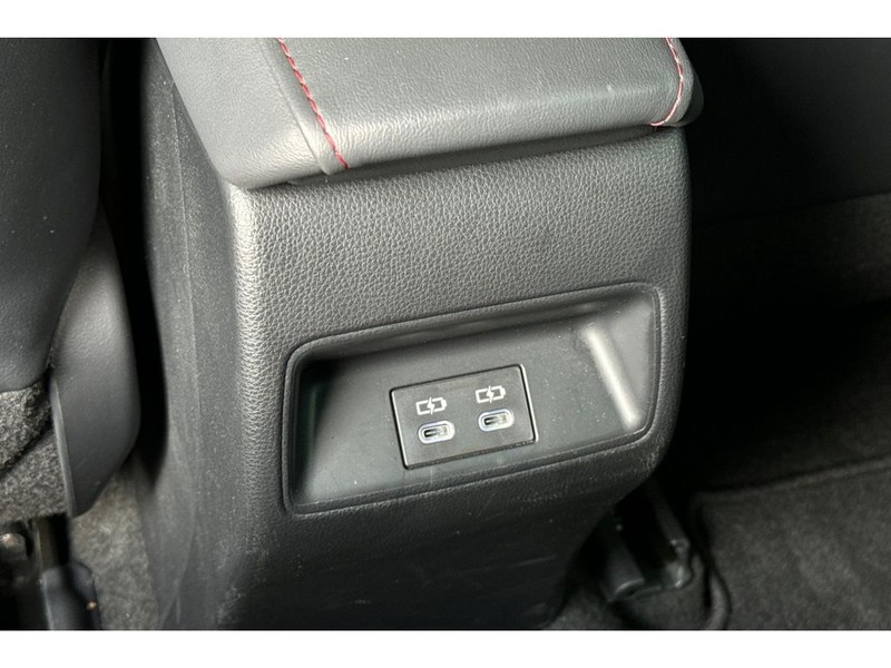 Toyota Corolla Vehicle Full-screen Gallery Image 14