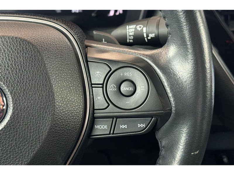 Toyota Corolla Vehicle Full-screen Gallery Image 25