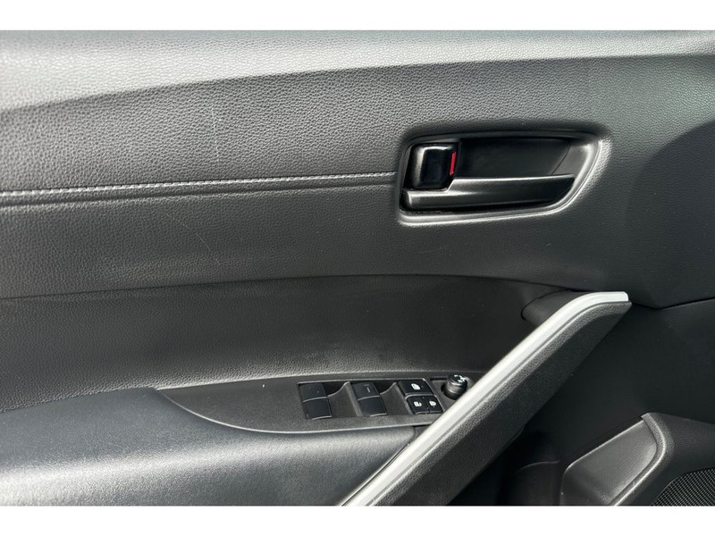 Toyota Corolla Cross Vehicle Full-screen Gallery Image 11