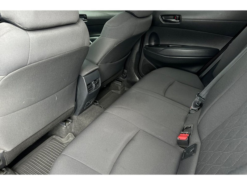 Toyota Corolla Cross Vehicle Full-screen Gallery Image 13