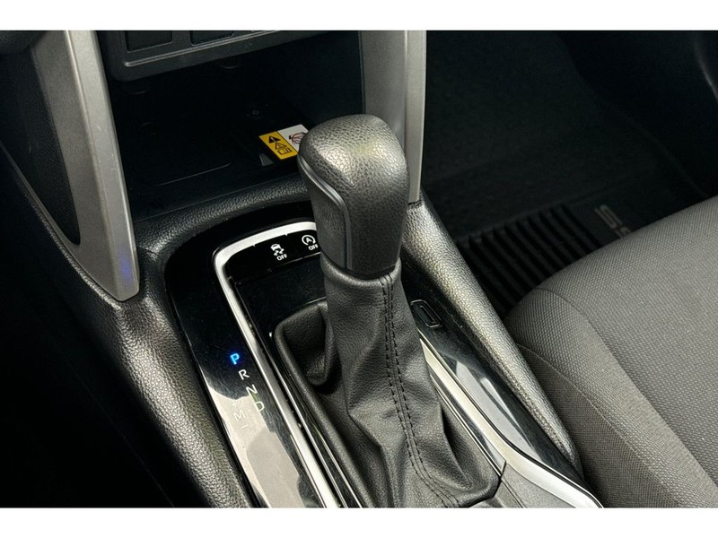 Toyota Corolla Cross Vehicle Full-screen Gallery Image 22