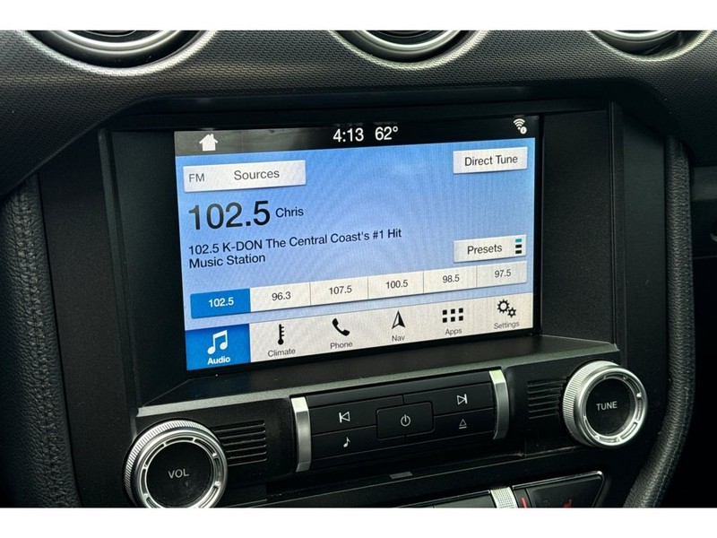 Ford Mustang Vehicle Full-screen Gallery Image 18