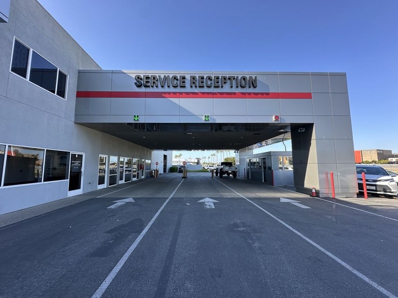 Ford Mustang Vehicle Full-screen Gallery Image 35