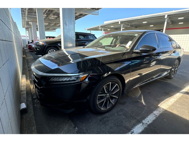 Honda Accord Vehicle Full-screen Gallery Image 02