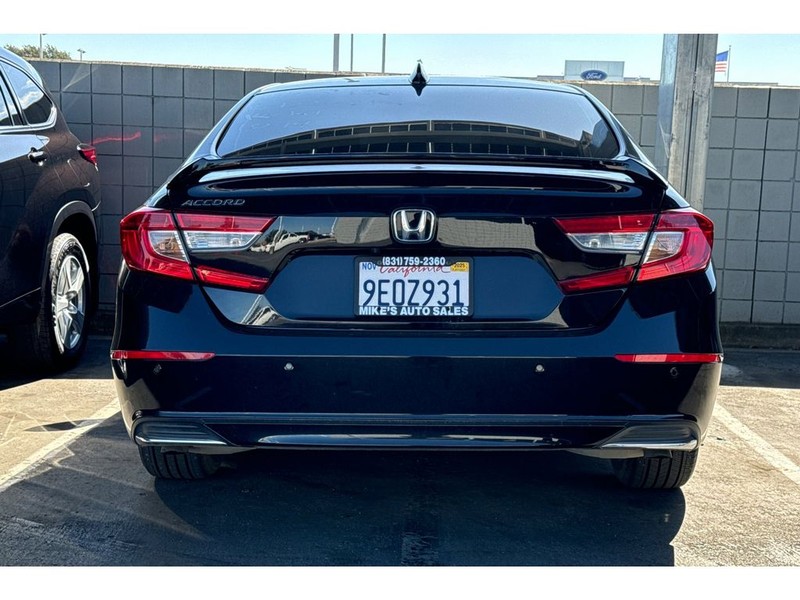 Honda Accord Vehicle Full-screen Gallery Image 04