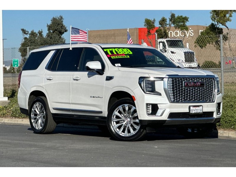 GMC Yukon Vehicle Full-screen Gallery Image 02